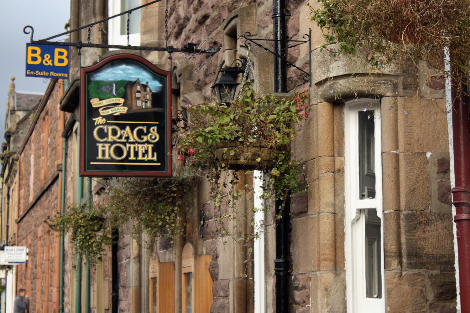 The Crags Hotel 칼란더 외부 사진